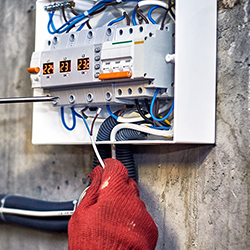 instalção de quadros de comando elétrico